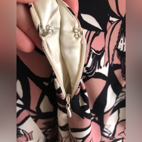 RW&CO floral fit and flare dress - Picture 5 of 8